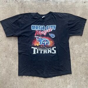 Vintage Tennessee Titans Fottball t-shirt size XXL